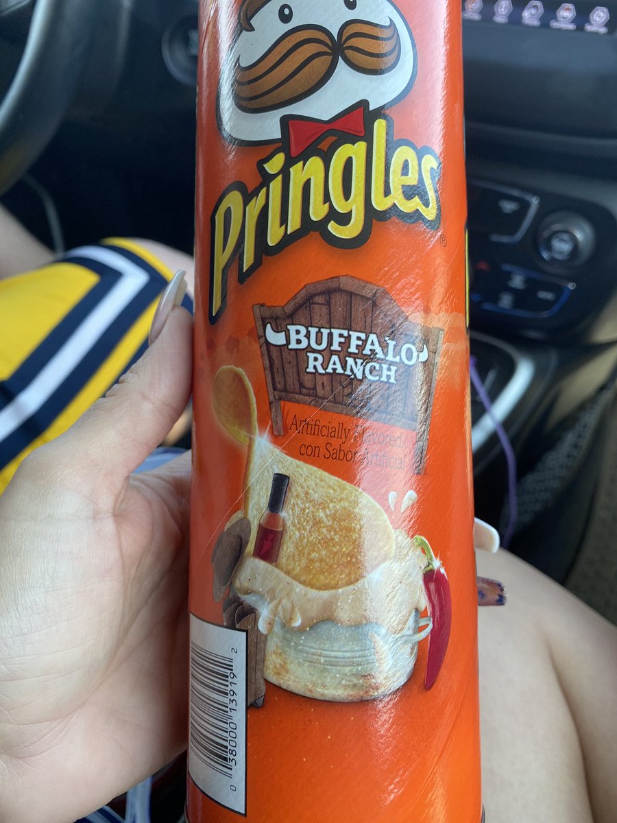 Mortgagequeen09's tweet photo. However these Pringles are #JerkApproved #UpNorff https://t.co/H2HaEXtwxo