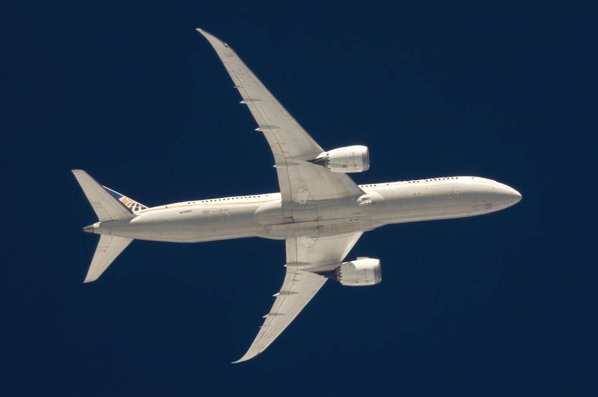 rnavspotters's tweet photo. @Boeing 787-9, N26960, @united. Flight UAL954 from @flySFO🇺🇸 to Tel Aviv🇮🇱
Photo by Arek Paterka
#Boeing #rnavspotting #planespotting #aviationlovers #contrailspotting #planelovers #avgeek #fl390 #unitedairlines #potn #dreamliner #Boeing787 https://t.co/1vsEMTWjnz