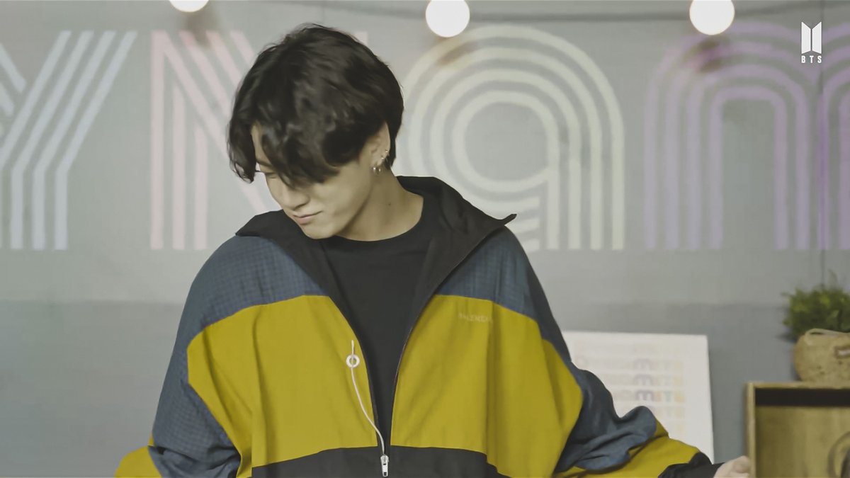 archivekukk's tweet photo. 💛#JK https://t.co/9aenOOBy1a