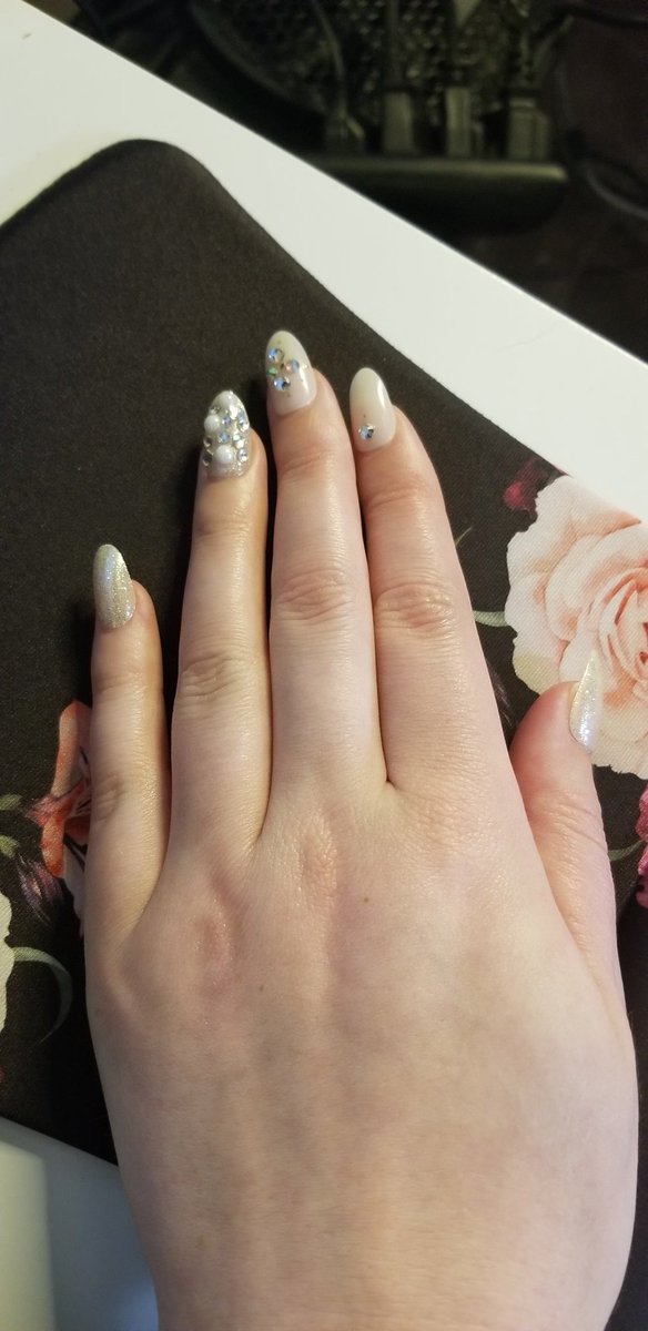 ricweeks69's tweet photo. Some people find my nails a bit extra, but I don't care. I'm shinning bright like a diamond. #nailgameonpoint https://t.co/wzpWJiICLz