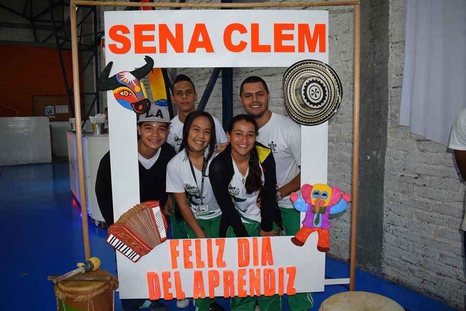 GermansSuarez's tweet photo. ¡Orgullo CLEM! La Estrategia Didáctica Más Ser del @SENA_RValle CLEM #Tuluá: seleccionada para la financiación de proyectos de la línea de investigación pedagógica del SENA 🎉 Seguimos aportando con el enriquecimiento y la calidad de los procesos enseñanza - aprendizaje de la FPI https://t.co/CUwljsSya9