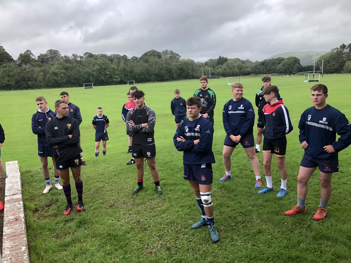 LlandoveryColPE's tweet photo. GREAT TURN OUT at Preseason Senior Rugby Training #Time keeping #Attitide #Respect #Discipline 💪🏼🏉💪🏼 @scarlets_rugby https://t.co/KbUZGM94Z9