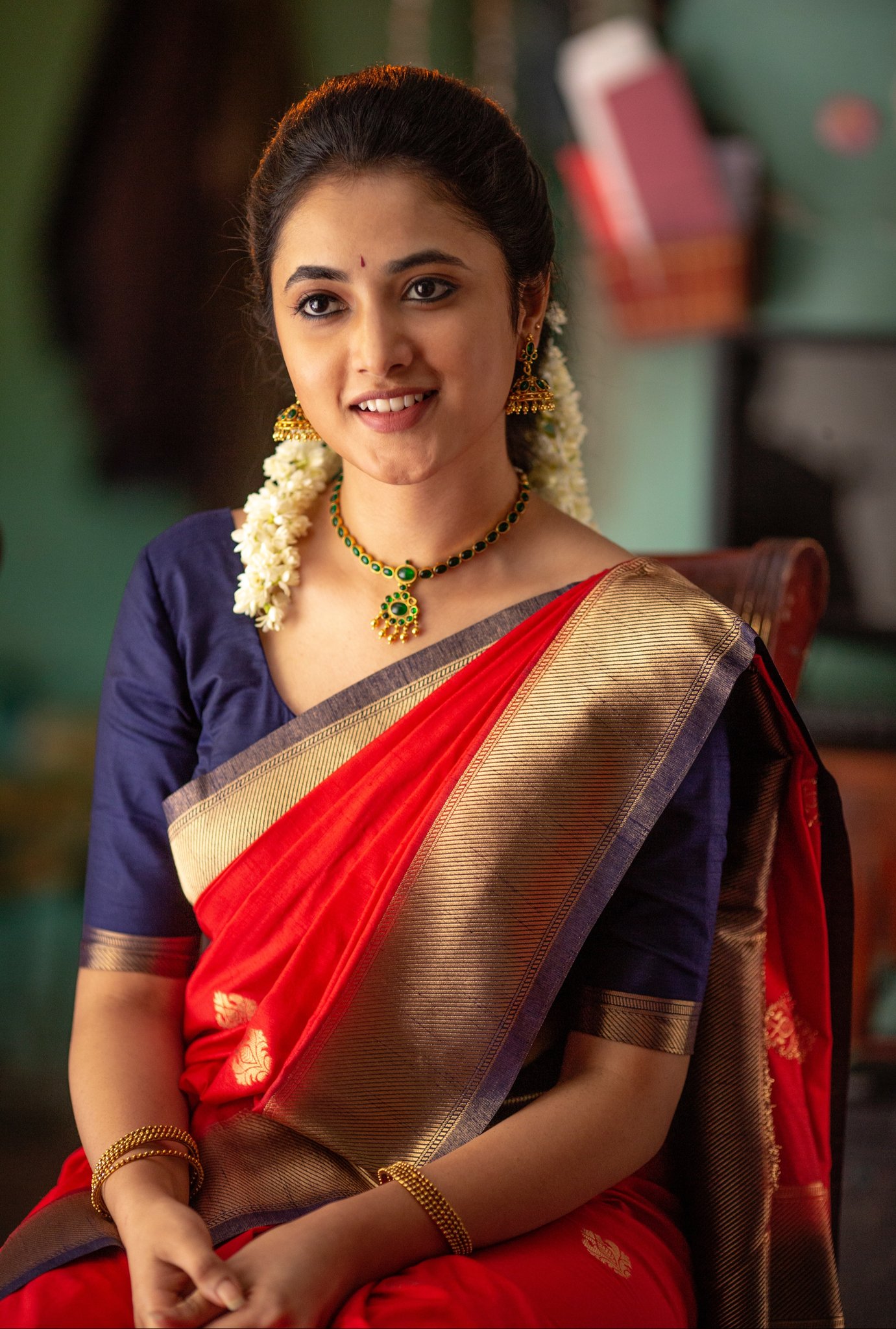 Ef8Az_CUMAAxH20?format=jpg&name=large