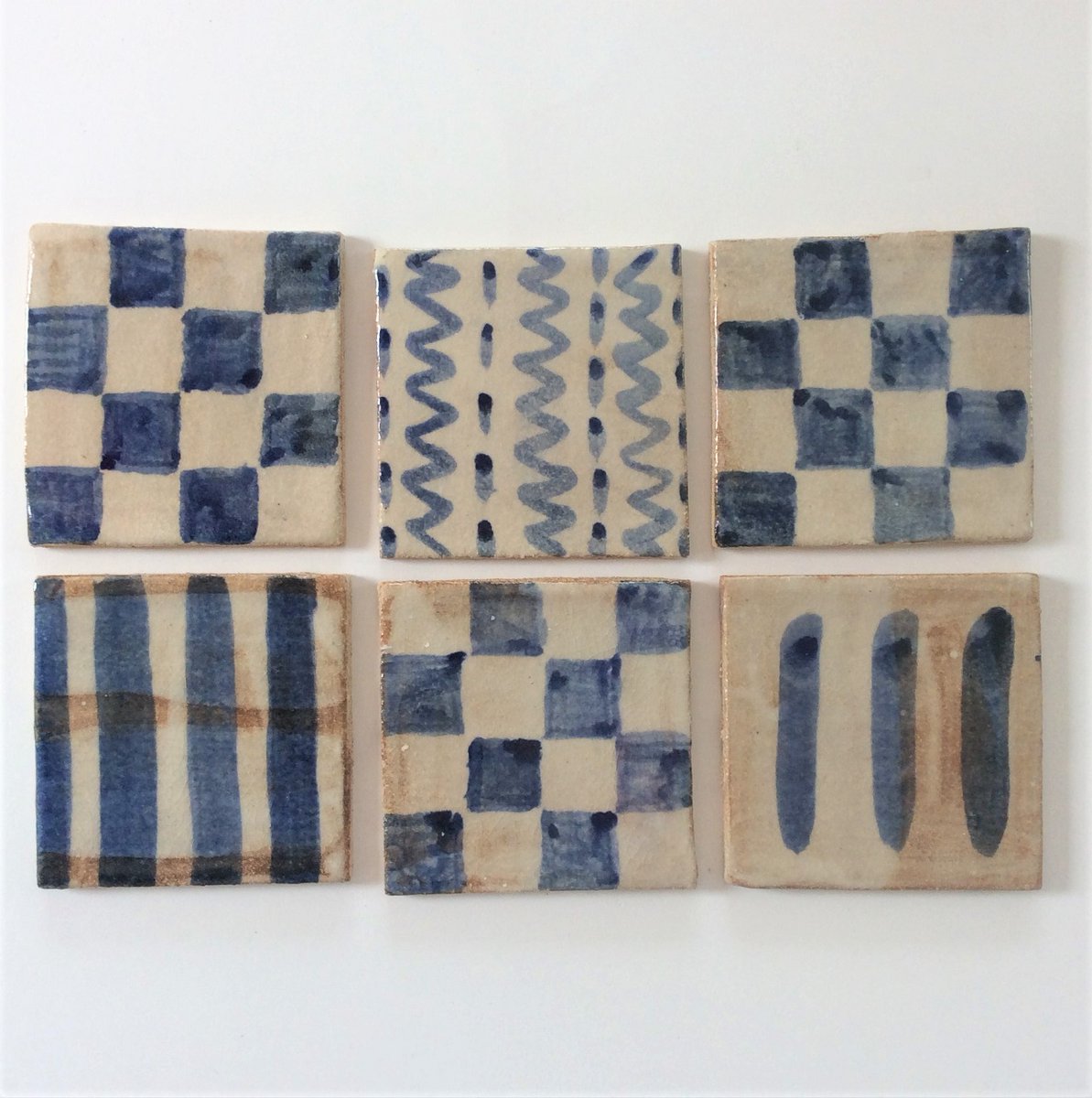 DTonnison's tweet photo. Today's Artist Support Pledge piece, 6 handmade tiles, vintage blues. Follow me on Instagram for more details: https://t.co/Z6kl9dlNdQ 

#artistsupportpledge #matthewburrowsstudio #beautifulart #handmade #wallart #tiles #unique #handembellished #vintage https://t.co/7ZD4s7BdJF