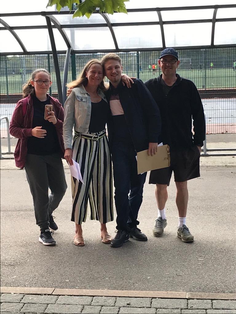 Ms Horoz tweet media