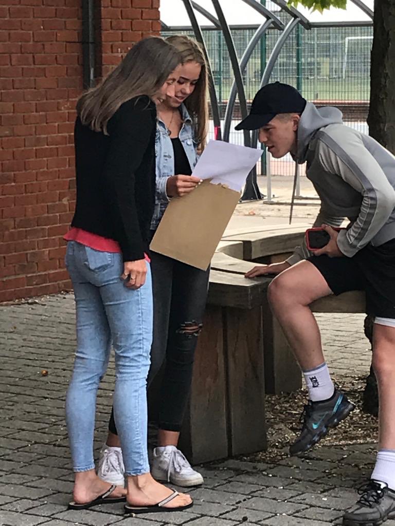 Ms Horoz tweet media