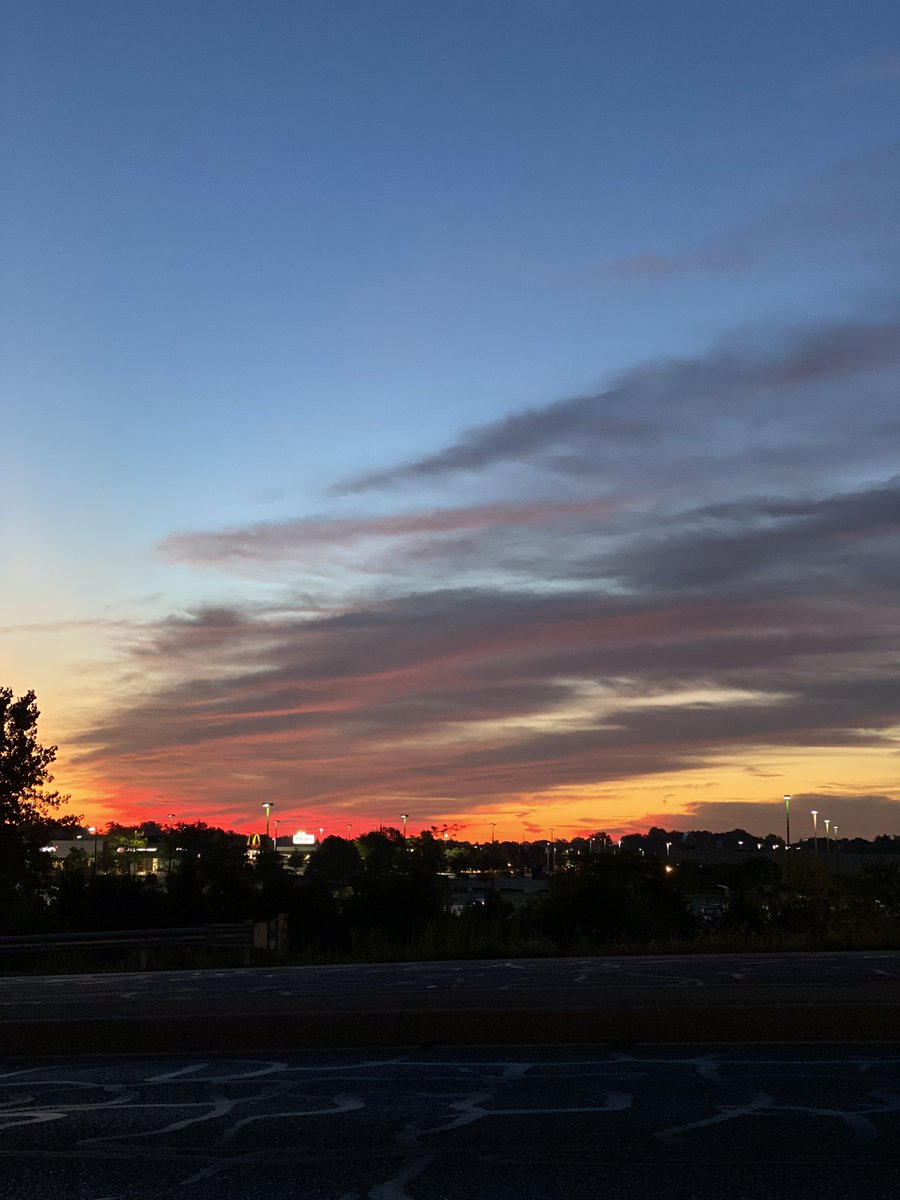 coycj's tweet photo. I see you God painting a beautiful picture this morning!
#GodsFilter #GodsBeauty ๐๐ผโค๏ธ๐๐ผ https://t.co/QYUuwiF6jj