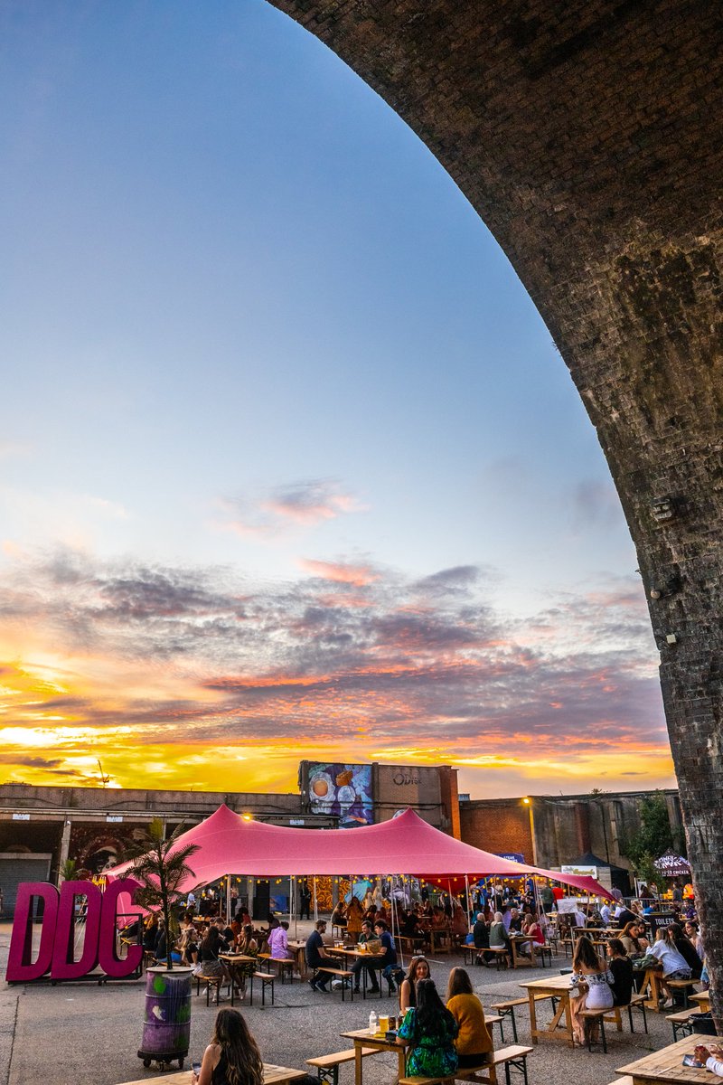 Fancy a night out on us at the Digbeth Arena this weekend? 🍻

We're giving away:

- 1 x table to any night this weekend.
- 6 x food vouchers.
- 6 x beers from Digbrew Co

Simply RETWEET and we'll announce a winner tonight at 5pm