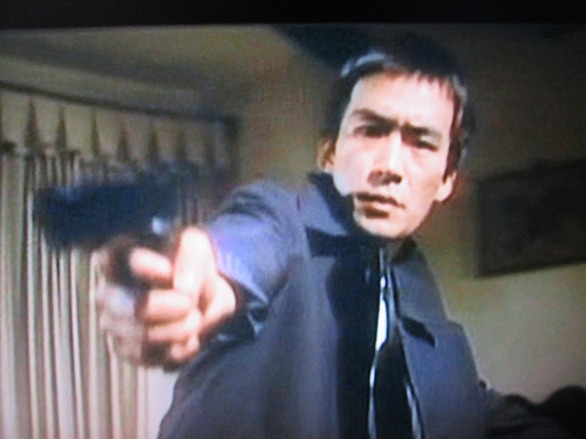 シネロマン池袋 ウィキペディアによると 鳴海が交際していた当時16歳の愛人の少女は 鳴海 の死後に三菱銀行人質事件を起こして射殺された梅川昭美の愛人となった 少女が主人公でも1本撮れそう