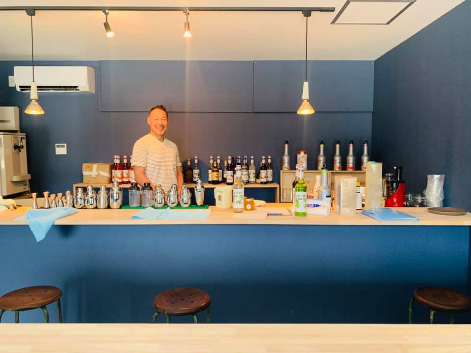 相澤 統 در توییتر 那須街道沿いにある集合型店舗 ハニカムタウン 内の はちみつ専門店bee Slabo那須店の隣のスペースに Bar Moon Breeze さんが新規オープン ノンアルコールカクテルや軽食が提供される新しい業態のお店 カクテルメニューにはbee S Laboの国産