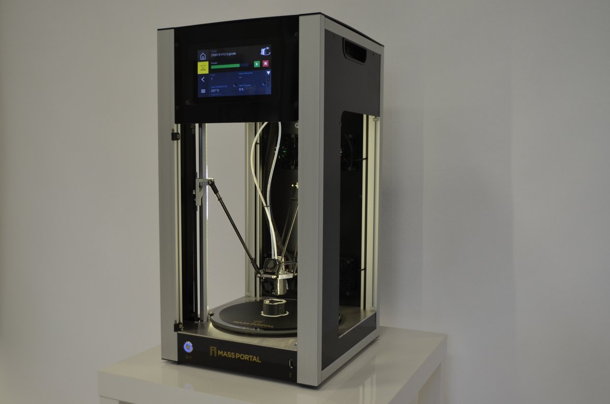 Printing in progress!😎

Wishing you a sunny weekend,
Mass Portal team.🌞 #3Dprinting #3dprint