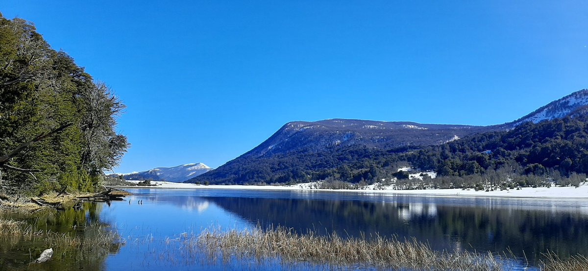 La Laguna Rosales ya no está congelada. Sigue siendo uno de los paseos/caminata preferidos de los sanmartinenses este invierno 2020.
Foto: Silvia Renee