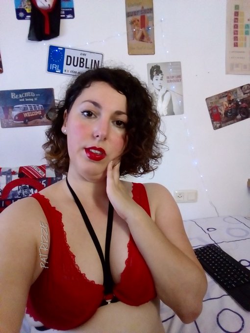 #friskyfriday #streamatemodel https://t.co/u7Qqhjy7iP<a href="/tag/friskyfriday"class="tags">#friskyfriday</a><a href="/tag/streamatemodel"class="tags">#streamatemodel</a>