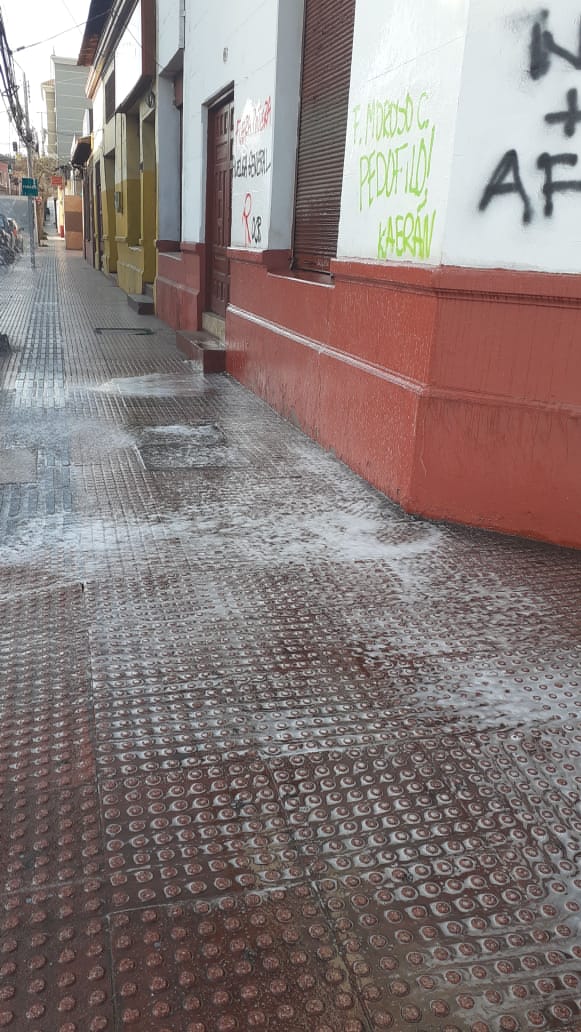 Personal municipal y de Starco Demarco en nueva jornada de limpieza y lavado del sector céntrico, donde abordaron distintos puntos críticos. En imágenes, el proceso en las calles Matta y Domeyko.
#LaSerenaEsDeTodos 
#SerenaLimpiaTareaDeTodos