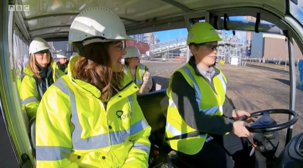 DraxGroup's tweet photo. Take a #tour of Drax and meet the people who are helping to keep Britain's lights on, in last night's episode of Powering Britain with @KeeleyDonovan on @BBCOne ⚡️ 🌿💡
➡️🎬 Catch up here 📺➡️ https://t.co/VtInwCX6fR
#BBCPoweringBritain 🇬🇧 https://t.co/P1QPmYzsdV