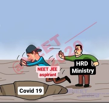 Himanshu2323917's tweet photo. #ProtestAgainstExamsInCOVID @PMOIndia @DrRPNishank @narendramodi @BJP4India look at this sir nothing much changes as compare to 2019 just 240 students difference ..Don't be like second picture please sir even i ashamed of explaining that Picture.... https://t.co/dx3OsNEiaD