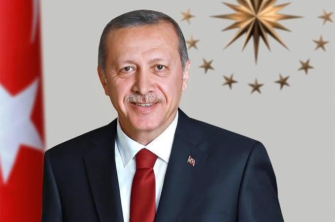 BİR AKIL GELECEK Kİ,AKILLAR DELİRECEK VE BİR DEVRİM, EVVELA DEVRİMİ DEVİRECEK <a href="/RTErdogan/">Recep Tayyip Erdoğan</a>
Daima yanındayız reis #MüjdelerOlsun