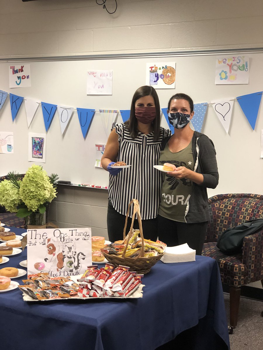 Thank you to our <a href="/PtsaBullard/">Bullard PTSA</a> for providing <a href="/bullardbulldogs/">Bullard Elementary</a> Ts 🍩 and ☕️ this morning! It’s also wonderful to have S made cards and notes! #BetterTogether #OneTeamOneGoal