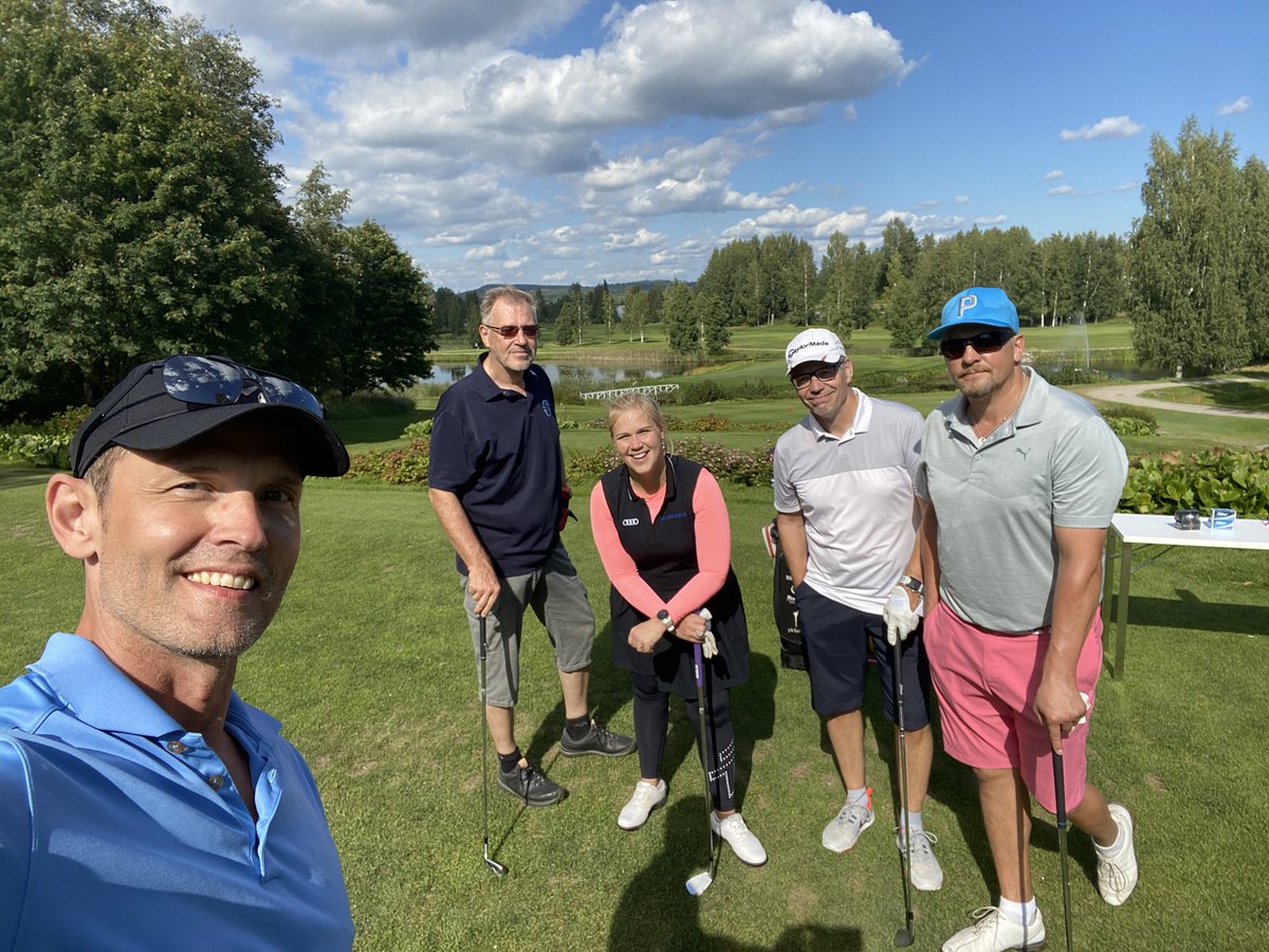 Kiitos <a href="/MinniBlomqvist/">Minea Blomqvist</a> vinkeistä ja peliseurasta! Alkukankeuksien jälkeen ”pirkkuja” tuli loppuun solkenaan! 💪 #keskisuomalainen #golf