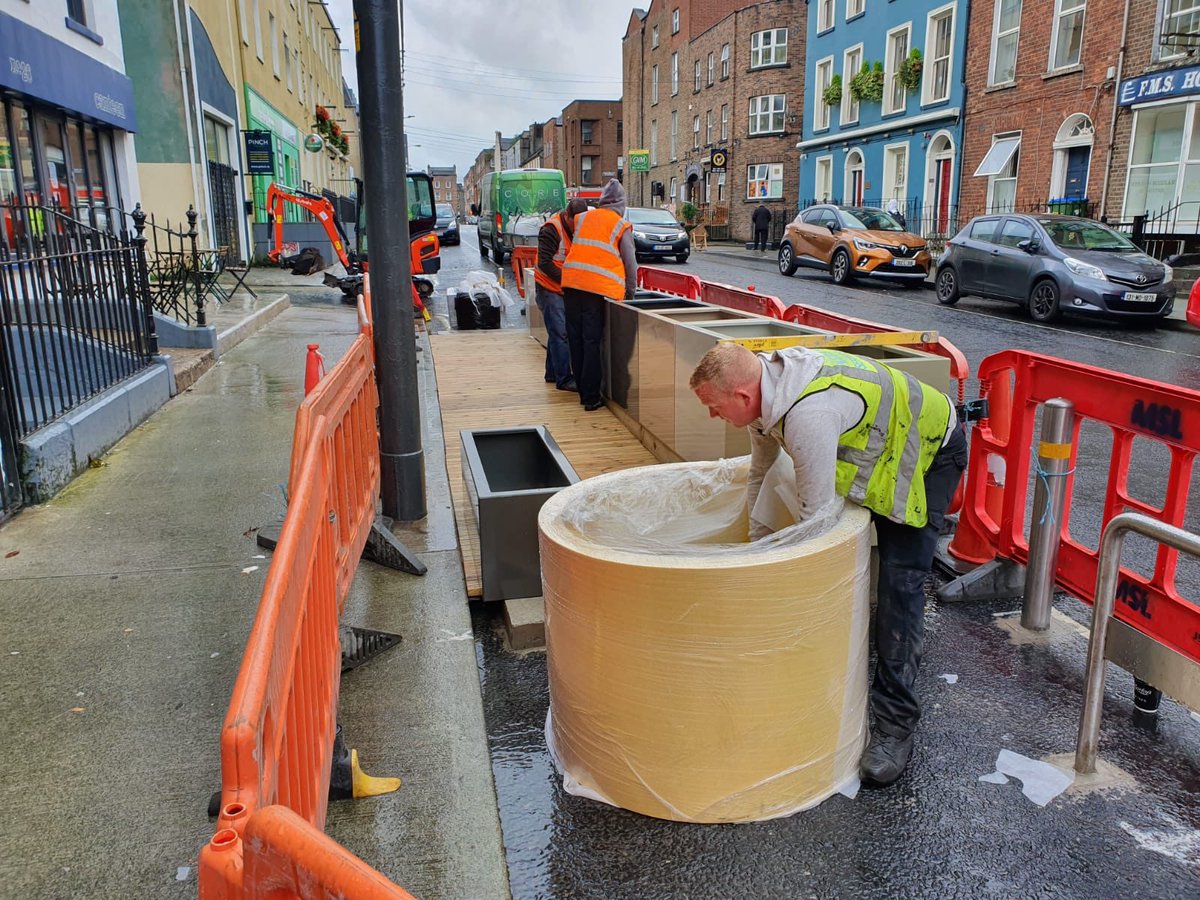 Work in progress 👷‍♂️ Limerick City’s newest parklet is starting to take shape on Catherine Street! #LimerickEdgeEmbrace