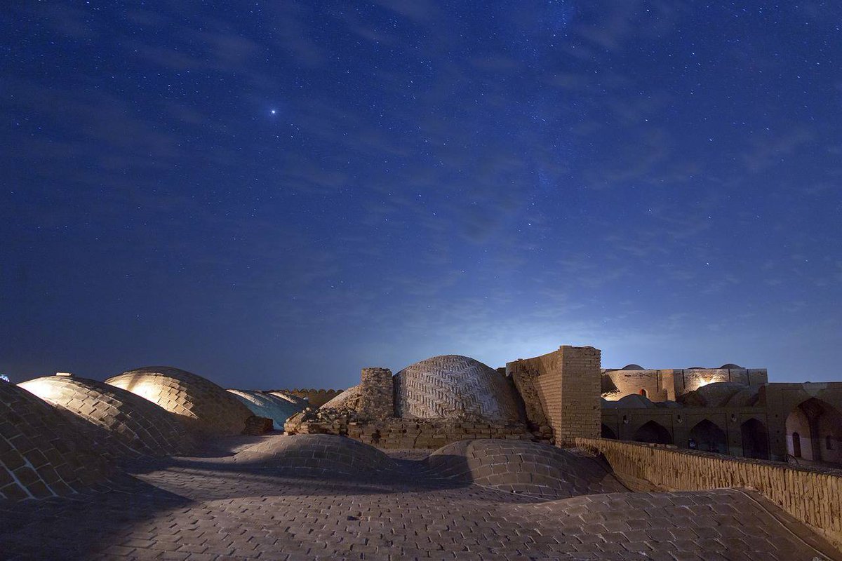GroupHopTravel's tweet photo. Magic under the stars 🌟 😍
.
.
.
#GroupHop #GroupHopTravel #travelling #travelcompany #travelphotography #grouptravel #travel2020 #explore2020 #adventure2020 https://t.co/0Xo4Ga1EWY