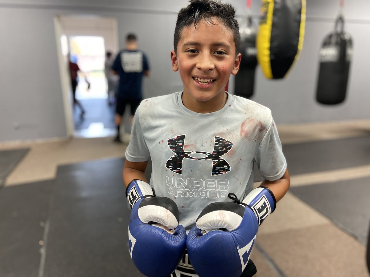 mnahuat909's tweet photo. #boxing #bboyEVAN @titleboxing @UnderArmour #TitleBoxing #InderArmour https://t.co/I0wzP2rQw4