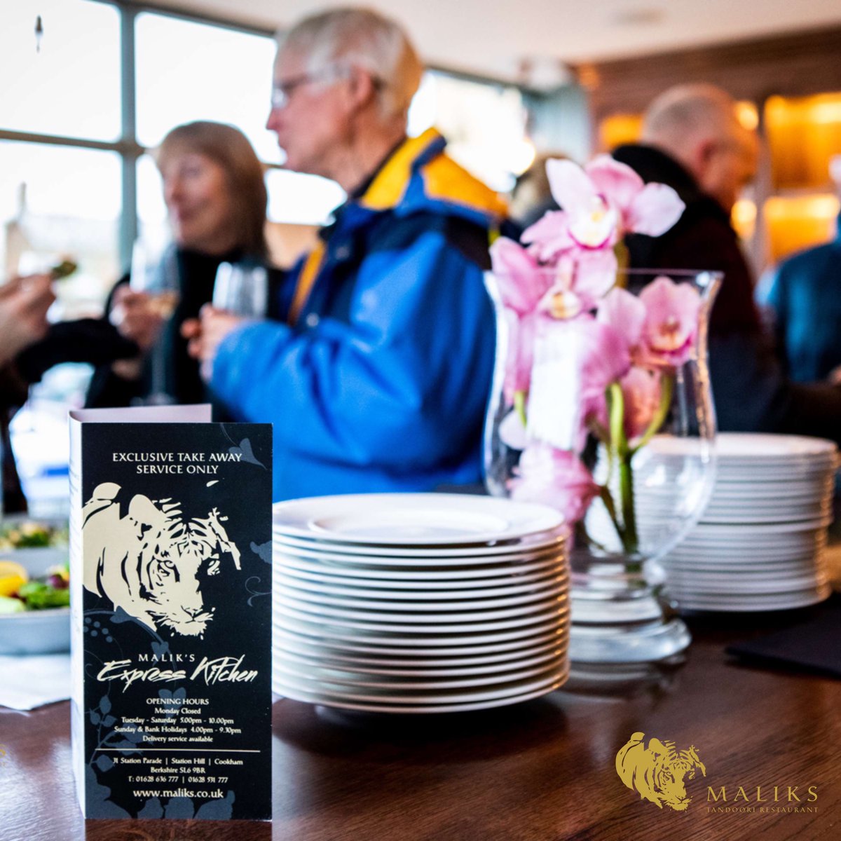 MaliksGroup's tweet photo. Make tonight an evening to relax and enjoy Malik’s delicious dishes 🥘 
-
Find our menu at: https://t.co/FZWl54293H
-
#cookham #gerrardscross #gerrardsx #marlow #maliks #indian #indianrestaurant https://t.co/6GGj4heka2