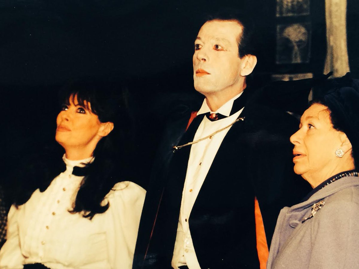 vickimichelle's tweet photo. #FlashbackFriday Would’ve been Princess Margaret’s birthday today. Had the privilege of meeting her with #DudleyMoore at #TheGlobeTheatre 1963 & again 1996 with #LeslieGrantham in #Dracula #CreweLyceum Happy Heavenly Birthday to #HRH
#JonConway @bbceastenders @RoyalFamily https://t.co/gVzBzh0Oq1