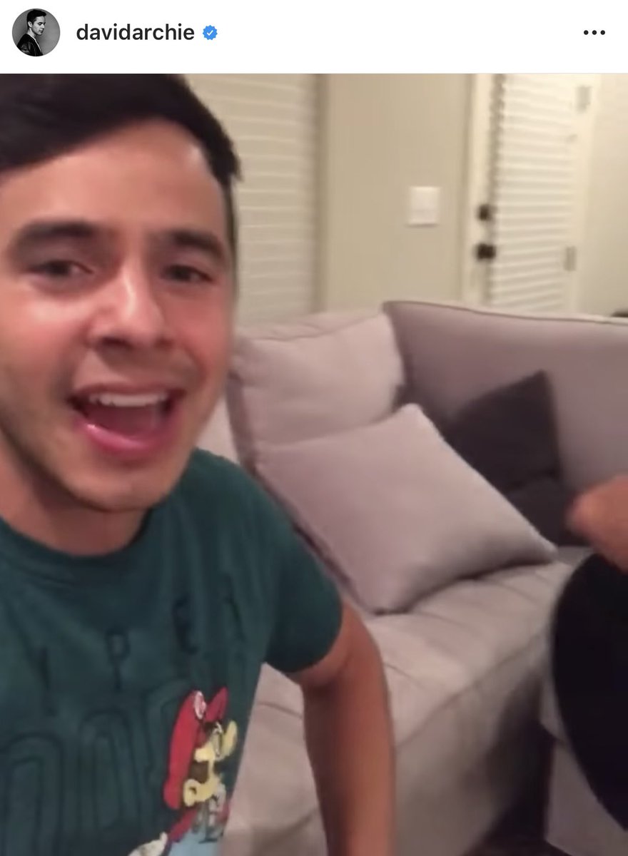 FODFansofDavid's tweet photo. A living room concert with @DavidArchie sounds mighty fine. Mighty fine. Voice and sound impeccable #YouWorry https://t.co/Z0wxnX7vV2 https://t.co/tPMNfXUItT