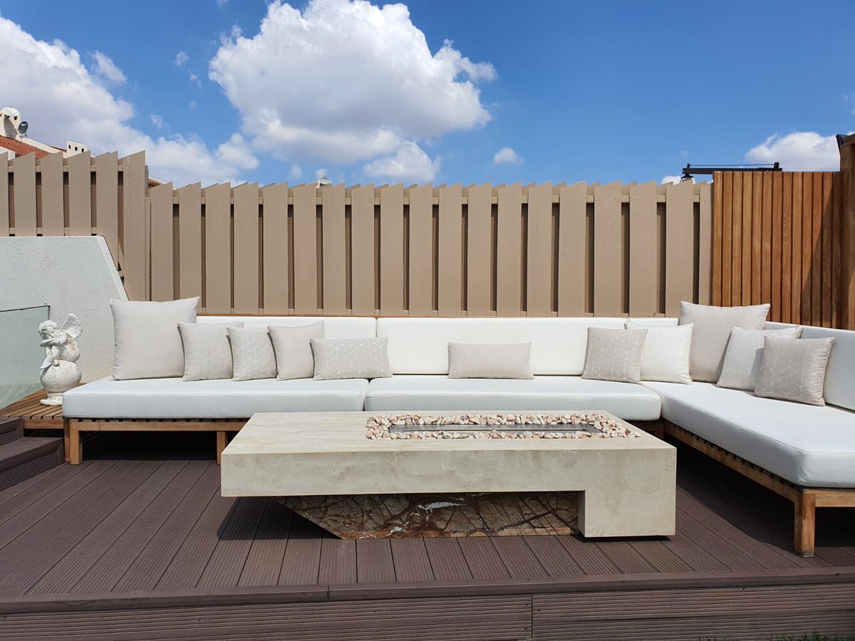 #fireplaces #fireplace #interiordesign #design #fireplacedesign #fireplacedecor #fire #fireplacemakeover #fireplacegoals #interior #architecture #fireplacelove #homedecor #fireplaceideas #livingroom #designer #gasfireplace #fireplacemantel #homedesign #fireplacesurround #sömine