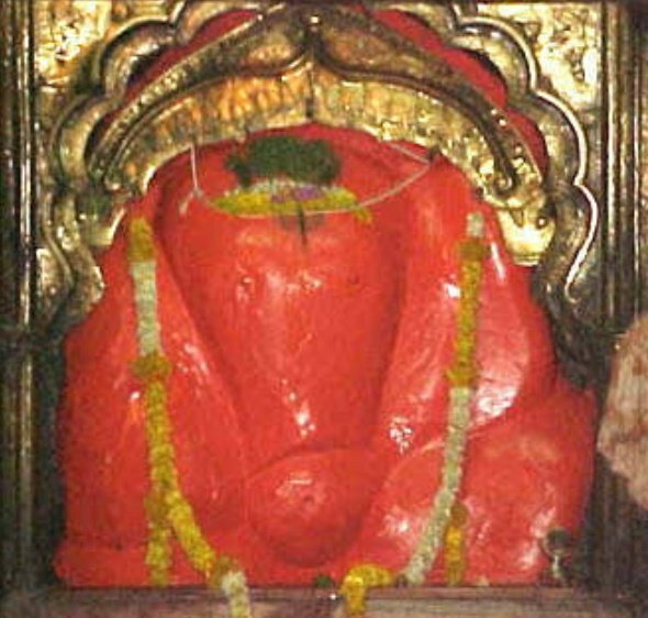 3.Sidheshwar at Sidhatek, Pune. This temple is also very important as it is believed that Vishnu acquired all his sidhi's here.