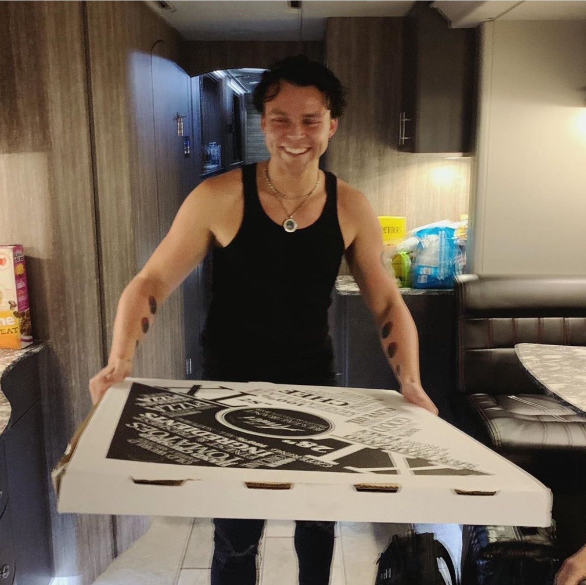 Ashton in a tanktopA thread