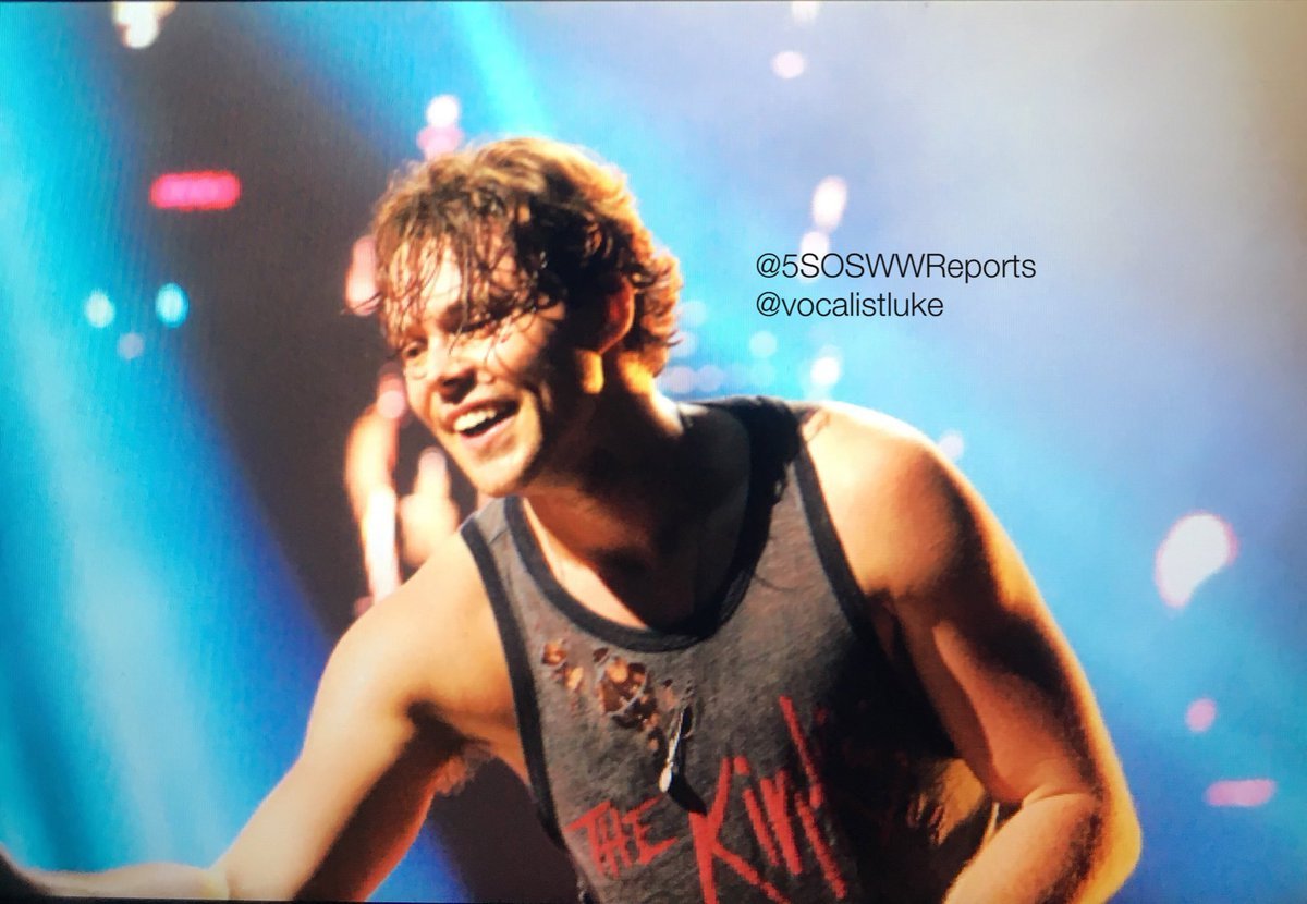 Ashton in a tanktopA thread