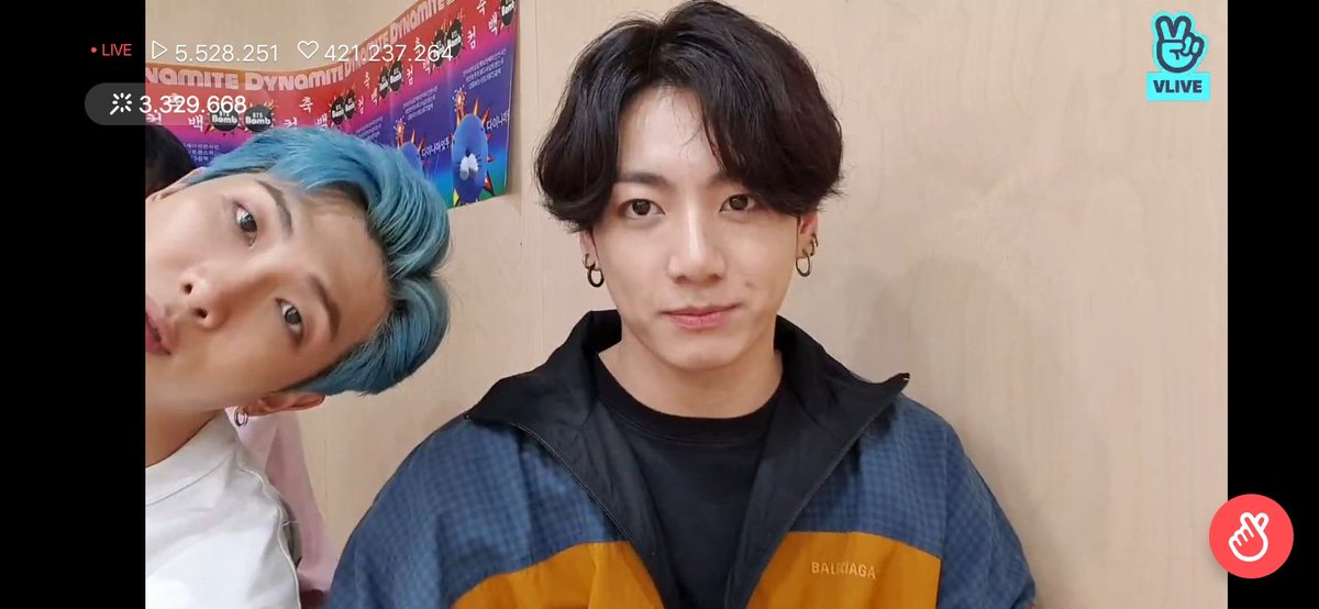 urmsltr's tweet photo. si Adek gemessss bangettt tdi help๐ญ๐ญitu rm gntng bngettt๐ญ๐๐๐๐๐#jungkook #rapmoon https://t.co/OLHUikSZKq