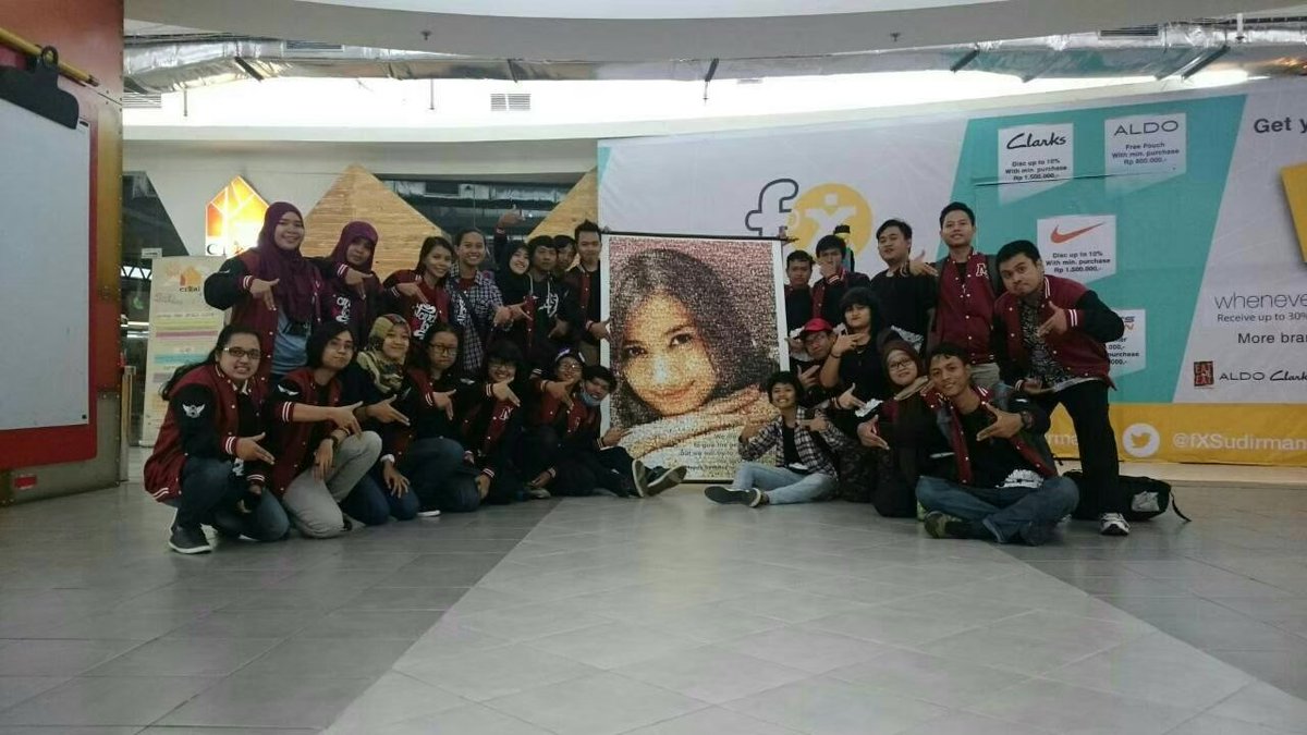 Melodiest48's tweet photo. #KarenaJKT48 kita bisa menyalurkan ide dan kreatifitas 👍 https://t.co/Xjf9NzJZ3I