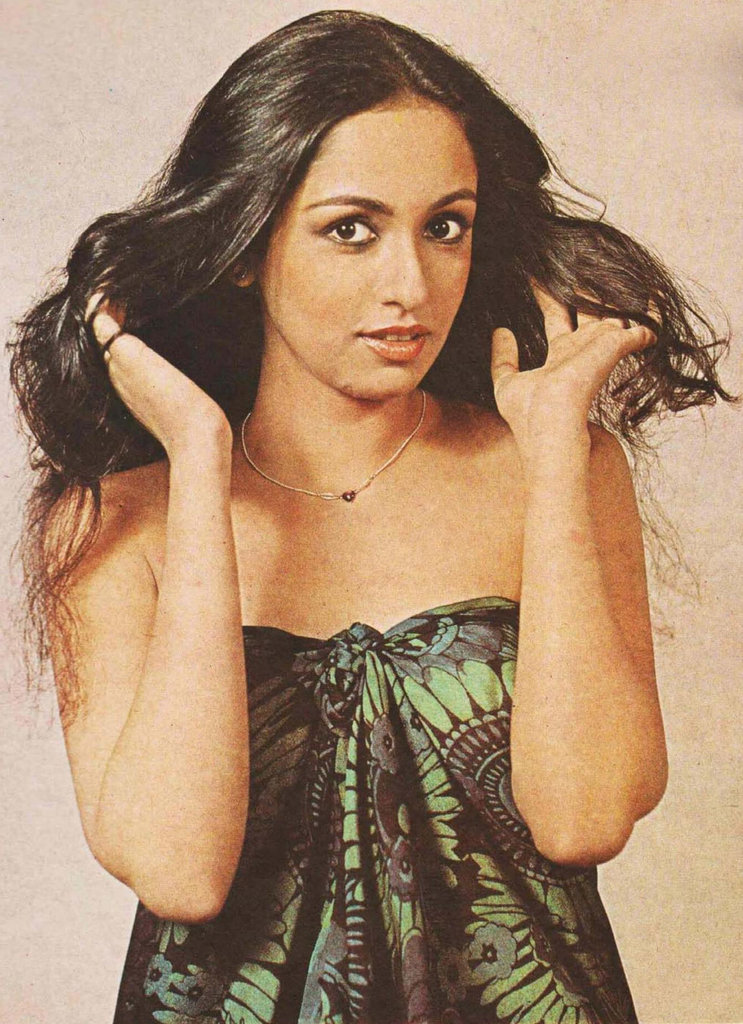 BollyMemories's tweet image. #SwaroopRawal