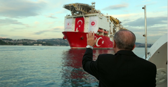 Cumhurbaşkanımızın liderliğinde arama faaliyetleri yürüten Fatih gemimizin Karadeniz'de bulduğu doğalgaz rezervinin müjdesiyle gururlandık. Bu keşfin, ülkemizin müreffeh yarınlarına değer katmasını temenni ediyorum.