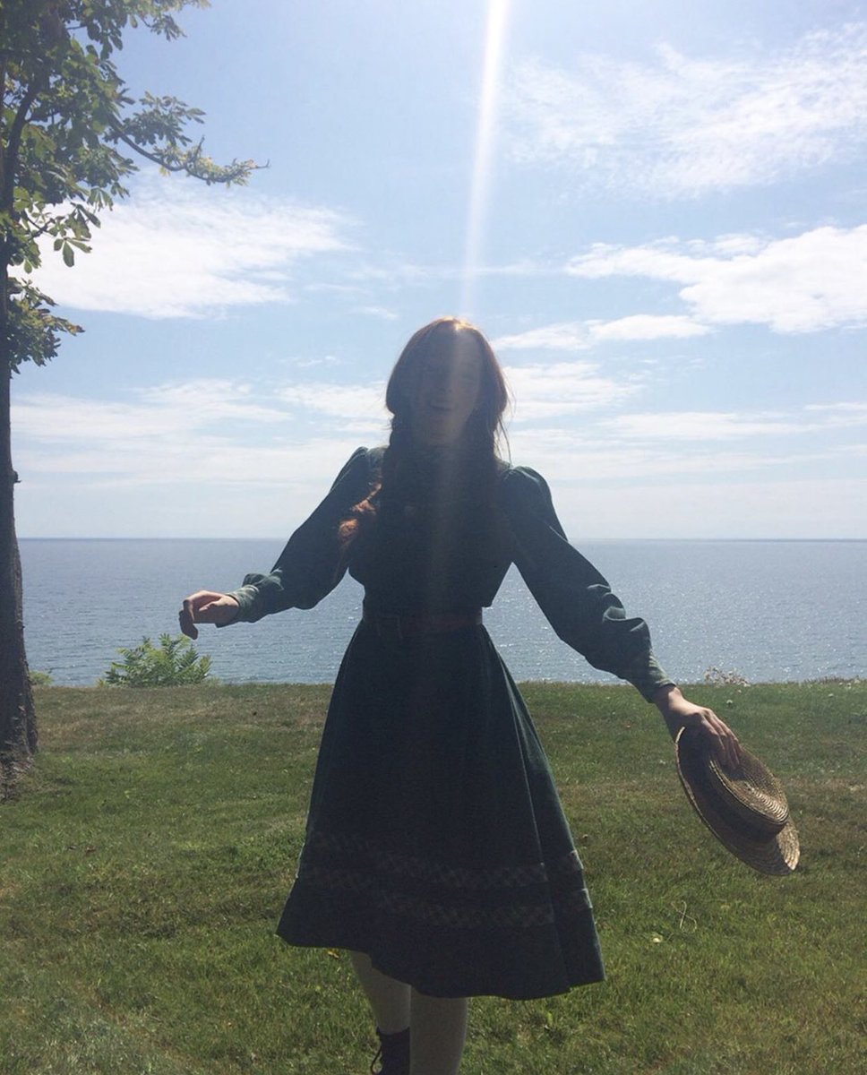 lexfangirls's tweet photo. One year ago, Anne With An E wrapped filming on Season 3. https://t.co/YyATRlZxpR