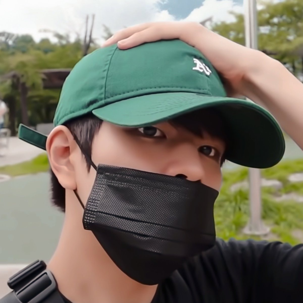 U10tWpp's tweet photo. [ layout ] #straykids seungmin https://t.co/PYN6WVz3GY