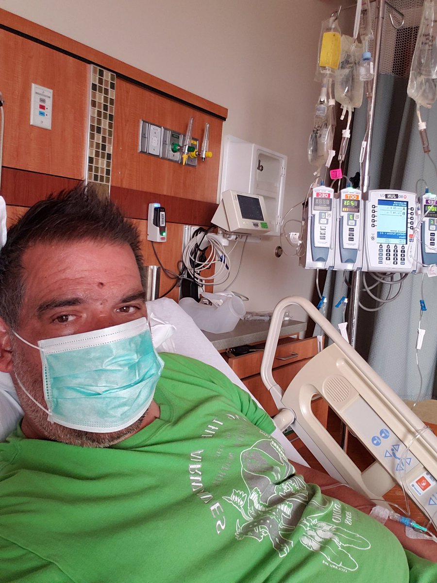 Back in the hospital again ..... prayers are needed and appreciated  😷😬🥺🙏👍
