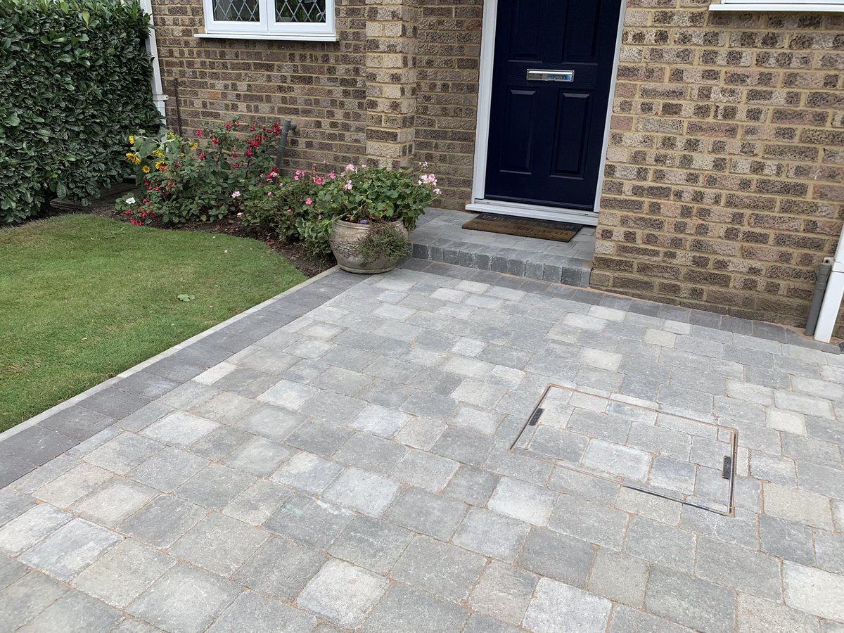 onsitepaving's tweet image. facebook.com/31657587505084… @RodTobermore @Tobermore @ProTradersBM