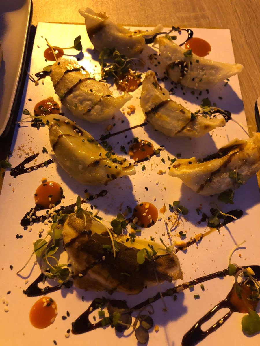 Fantástica cena en <a href="/AtuveraJerez/">Atuvera Jerez</a> , muy recomendable