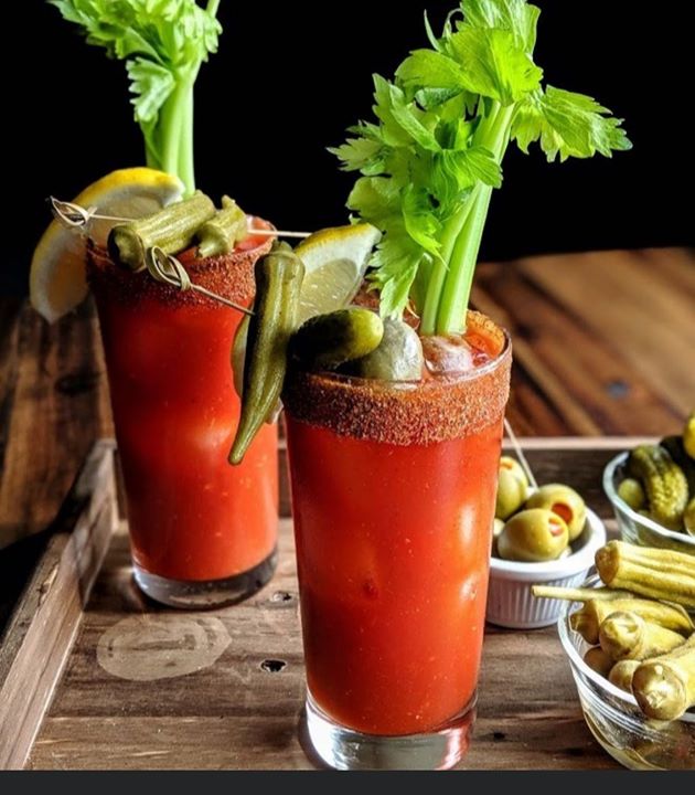 vineyard417's tweet image. Saturday is a beautiful day at the Vineyard to come have Endless Mimosas and Bloody Marys on the patio.  #Brunch #Champagne #Mimosas #EndlessMimosas #BloodyMarys #EndlessBloodyMarys #Bubblybar #bubbles #Foodie #Hungry #SaturdayBrunch #VineyardMarket