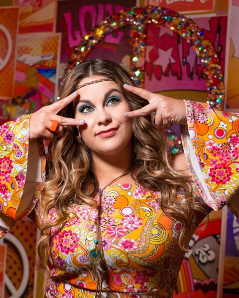 daisydancerr's tweet photo. #Dancers sabían que en los años 70 nacieron los pasos de baile Disco? Fue una época que inspiró grandes cambios en la forma en la que vemos el mundo hoy! Me encanta ser parte de esta #FlowerPower https://t.co/oRxlXpjfP5
