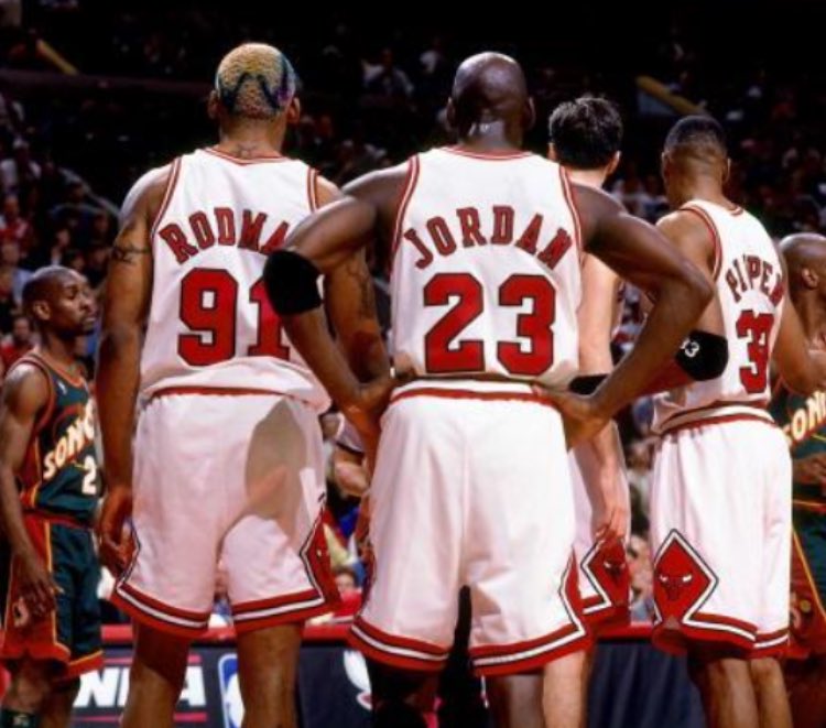 1992: MJ had a good amount of help.1993: he scored 38% of his teams points (highest)1996: Pippen shot 34-99 FG the whole series. Pippens stats15.7 PPG (3.7 less than what he averaged in RS)34.3% FG (11.9% below league average)23.1% 3P (16.6% less than average)