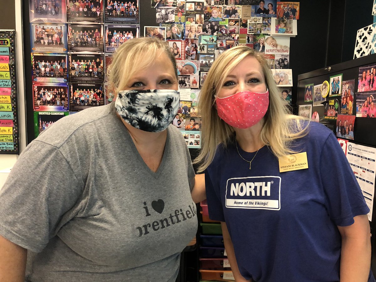 Mrsblkmn's tweet photo. Got to see lots of peeps I 💗 today. So many #superteachers #amazingadmins & #fabulouscounselors #RISDGreatness @ms_thompson_5 @MrsLoughmiller https://t.co/dEdEzTEaP5