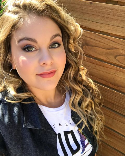 daisydancerr's tweet photo. A veces toca despedirse de lugares o personas que nos regalaron maravillosos momentos, pero el cambio es parte de la vida. Ahora estoy lista para una nueva etapa del @funndom_ y todos los que somos parte de #Beu. https://t.co/1wcDrNquDo