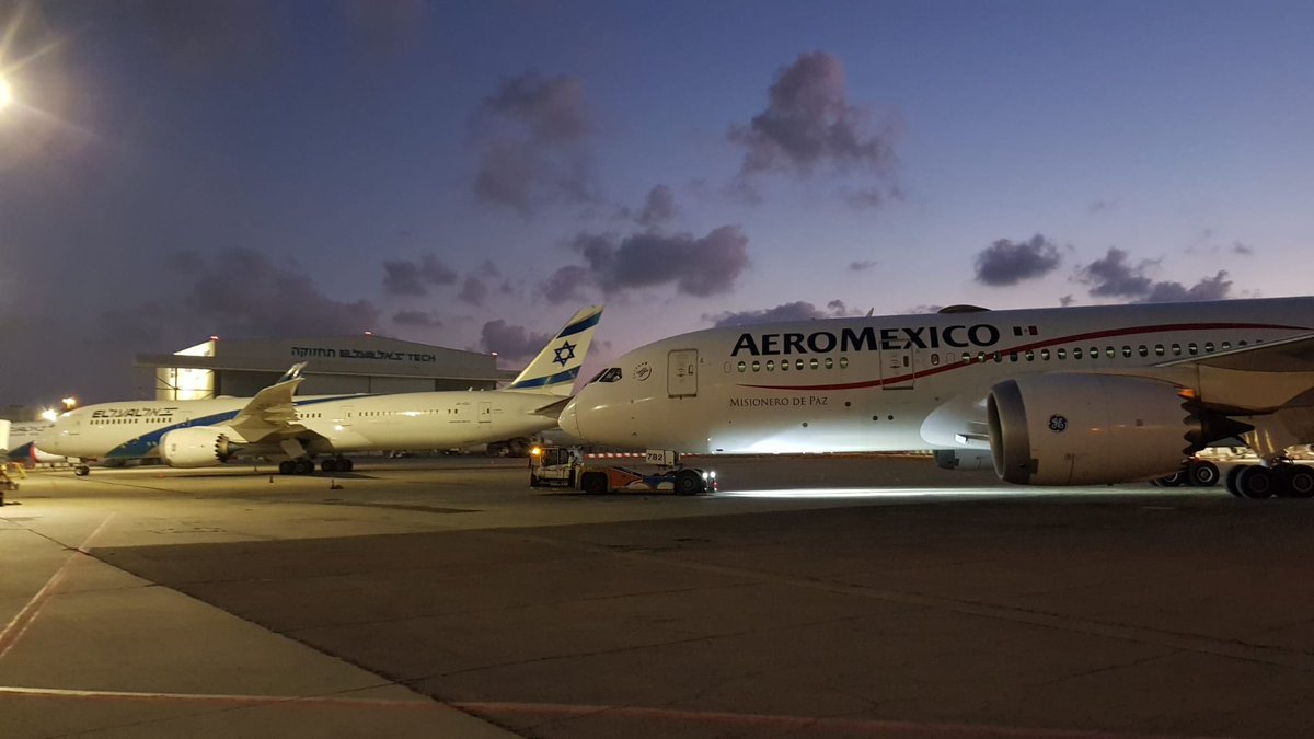 SinReservasInfo's tweet photo. El #Boeing #B787-8 matrícula #N782AM #MisionerodePaz, cumple 5 años con @Aeromexico. Con 2,475 despegues y aterrizajes, suma 22,552 horas de vuelo.
▶️ https://t.co/mjF3iVwuP3
#CaminosdelAire #Noticias #Aviación #AeroMéxico #LaLíneaQueNosUne #SeguimosySeguiremosVolando https://t.co/y2vFs3rR0u