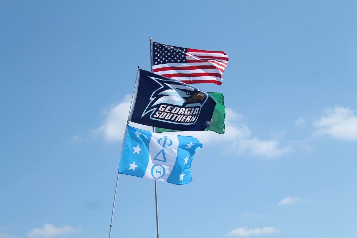 HillHooligans's tweet image. One day closer to the Eagles taking flight