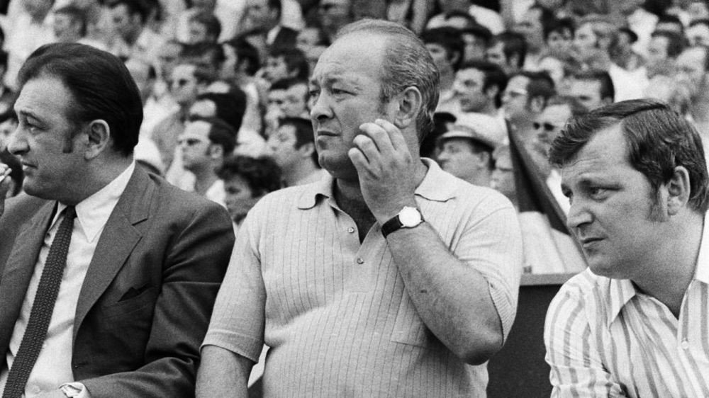 That summer they hired Zlatko Čajkovski, a former Partizan and Yugoslavia player. Čajkovski had led FC Köln to two successive Oberliga West titles in the previous two seasons. At Bayern he would lead a group of youngsters who would create an era defining team in German football.